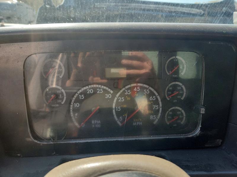 2004 Sterling 2004 Sterling AT9500 Tank Truck