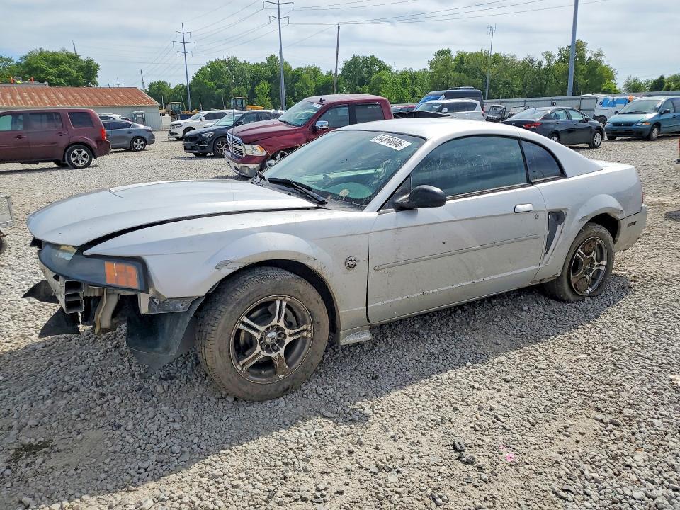 2004 Ford Mustang
