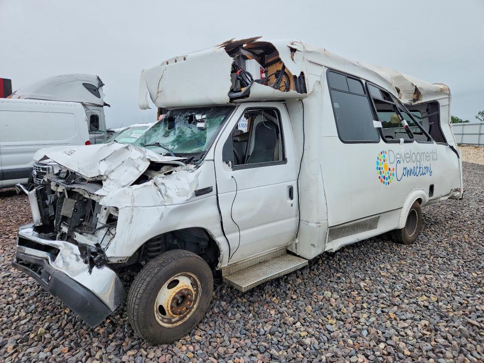 2019 Ford Econoline E350 Super Duty Cutaway Van
