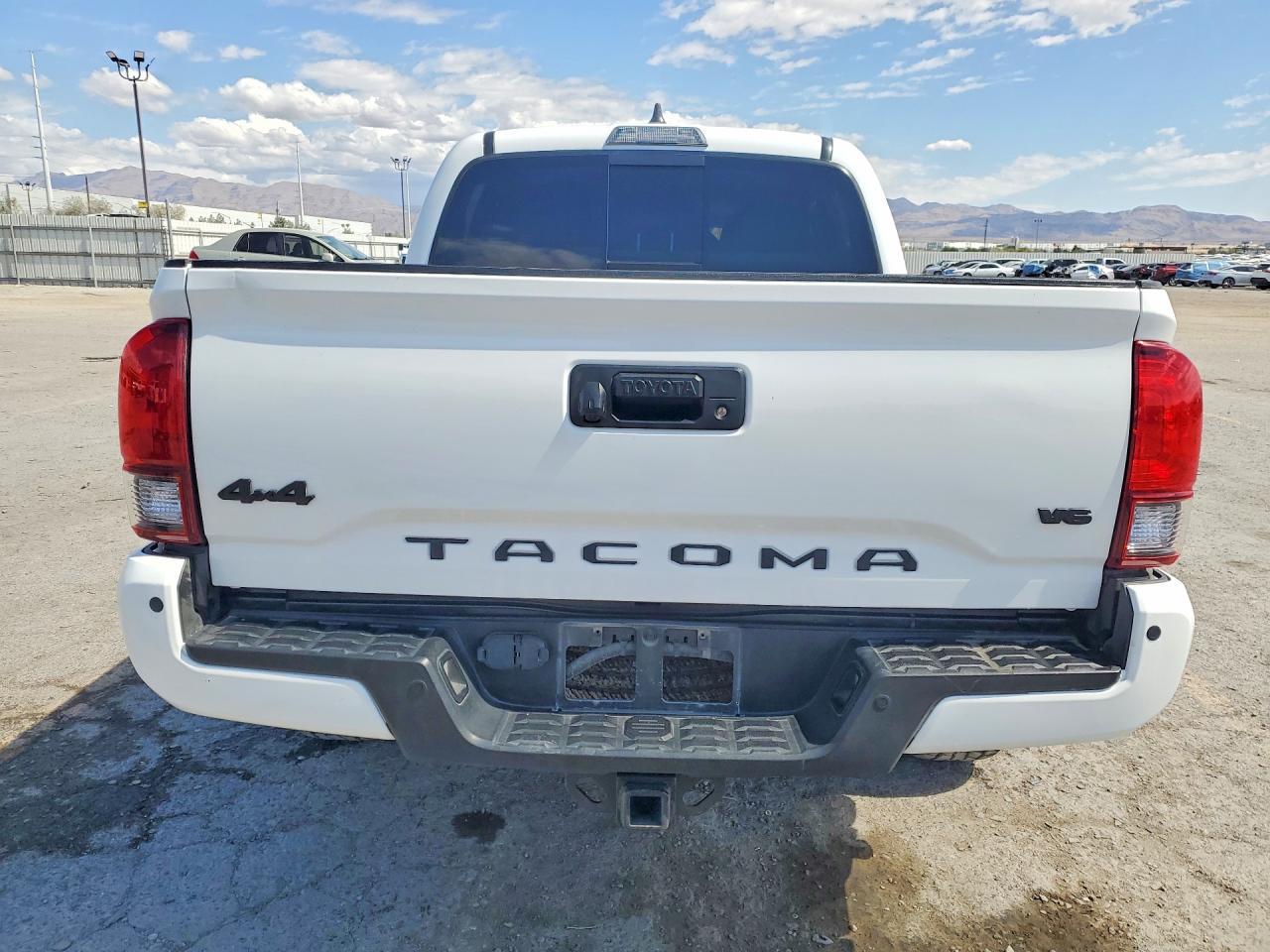 2022 Toyota Tacoma SR5 V6