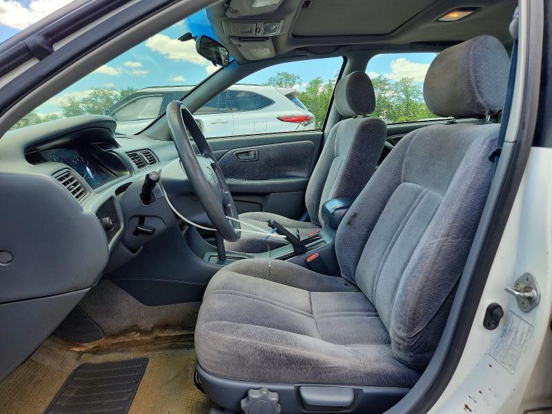 1998 Toyota Camry le