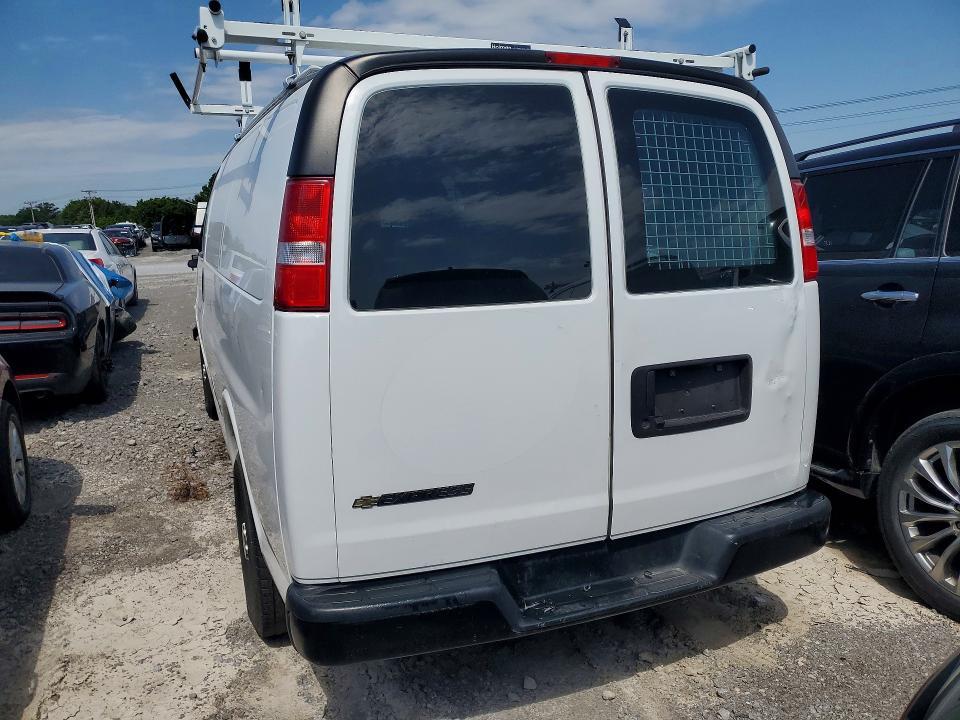 2020 Chev Express G2500