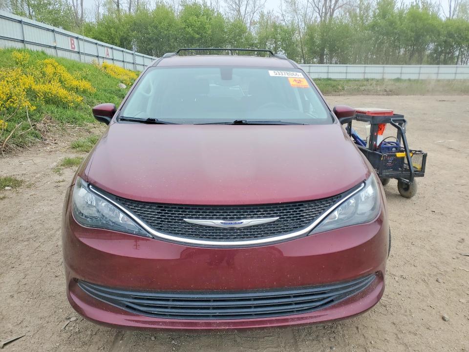 2020 Chrysler Voyager lxi