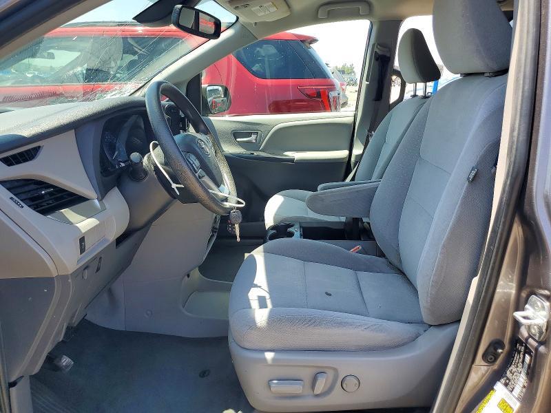 2020 Toyota Sienna le