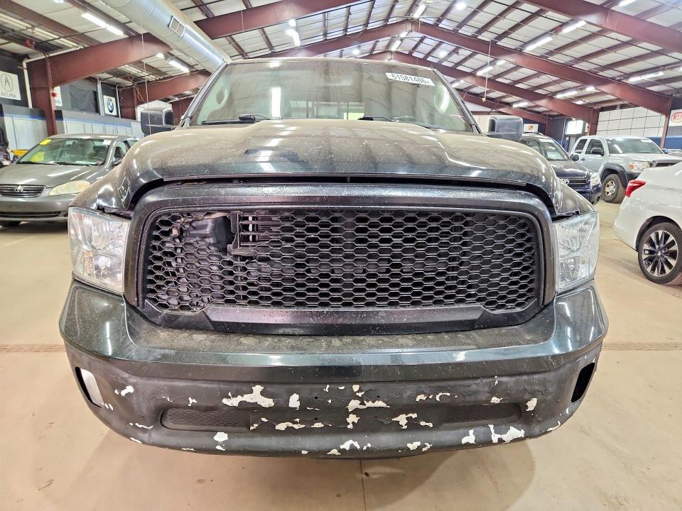 2016 Dodge RAM 1500 SLT