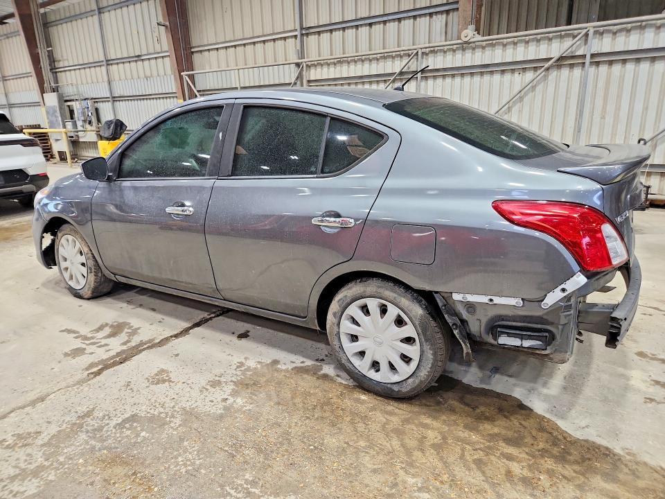 2019 Nissan Versa sv