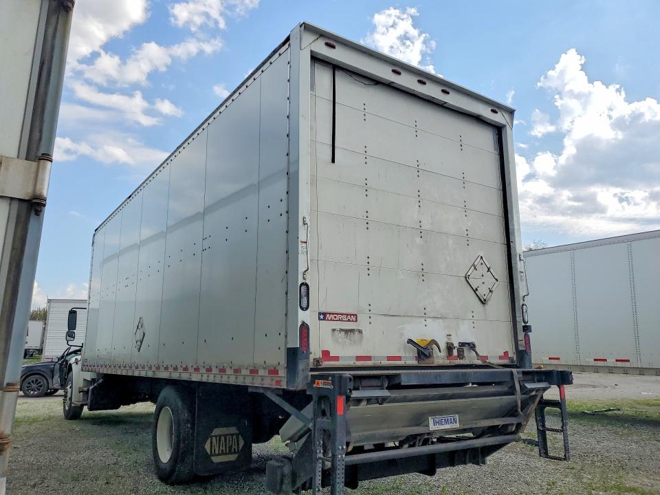 2017 Freightliner Busines Class M2 BOX Truck