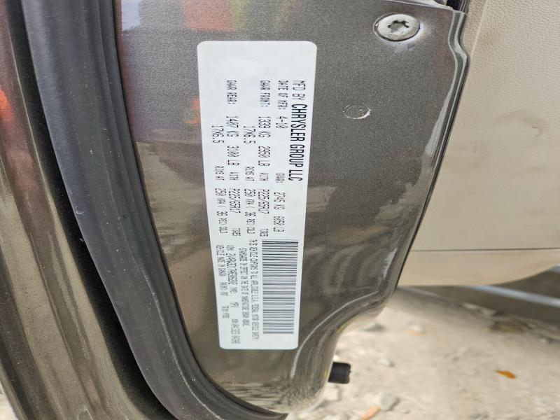 2010 Volkswagen Routan se