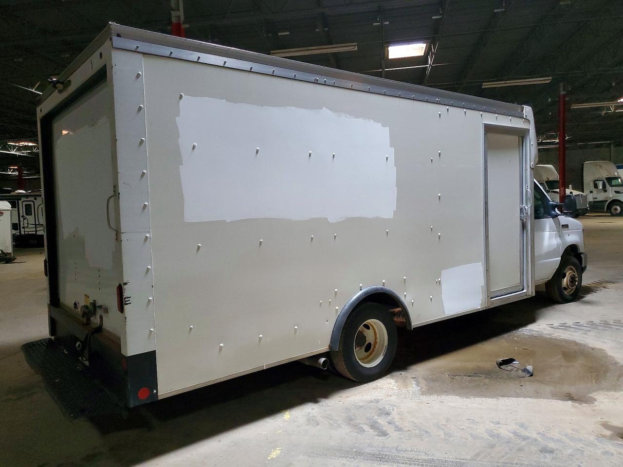 2022 Ford E350 Delivery Truck