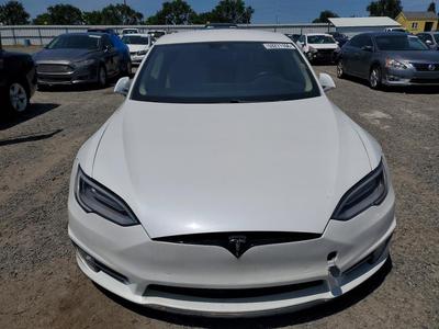 2015 Tesla Model S