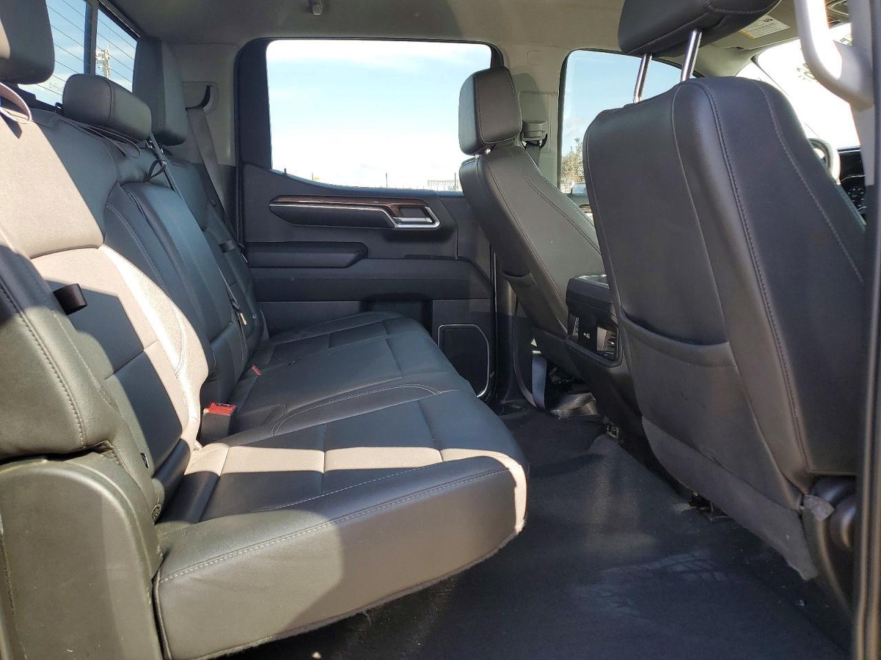 2023 Chevrolet Silverado K1500 RST