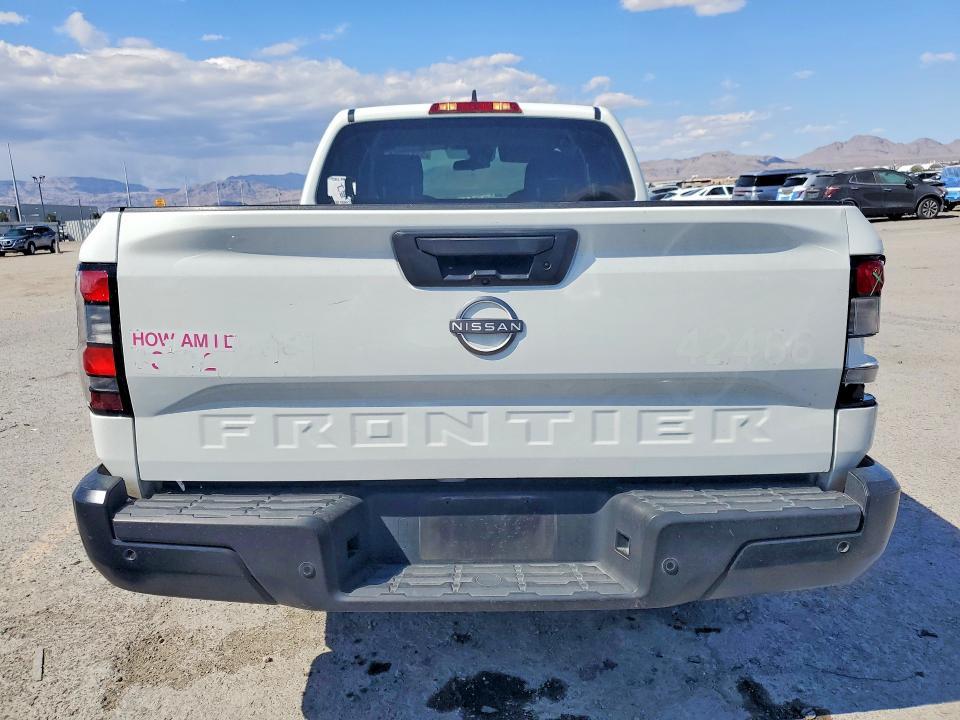 2023 Nissan Frontier S