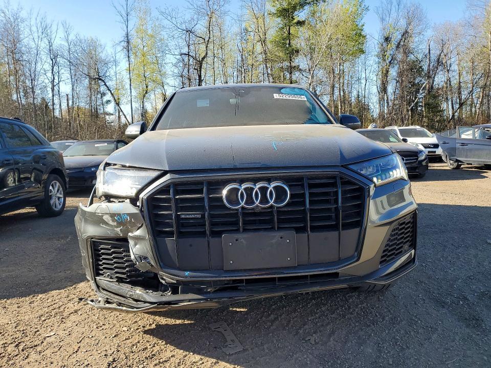 2023 Audi Q7 Komfort