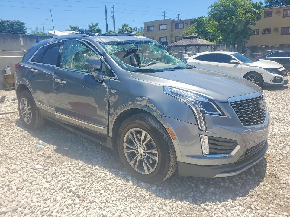 2021 Cadillac XT5 Premium Luxury