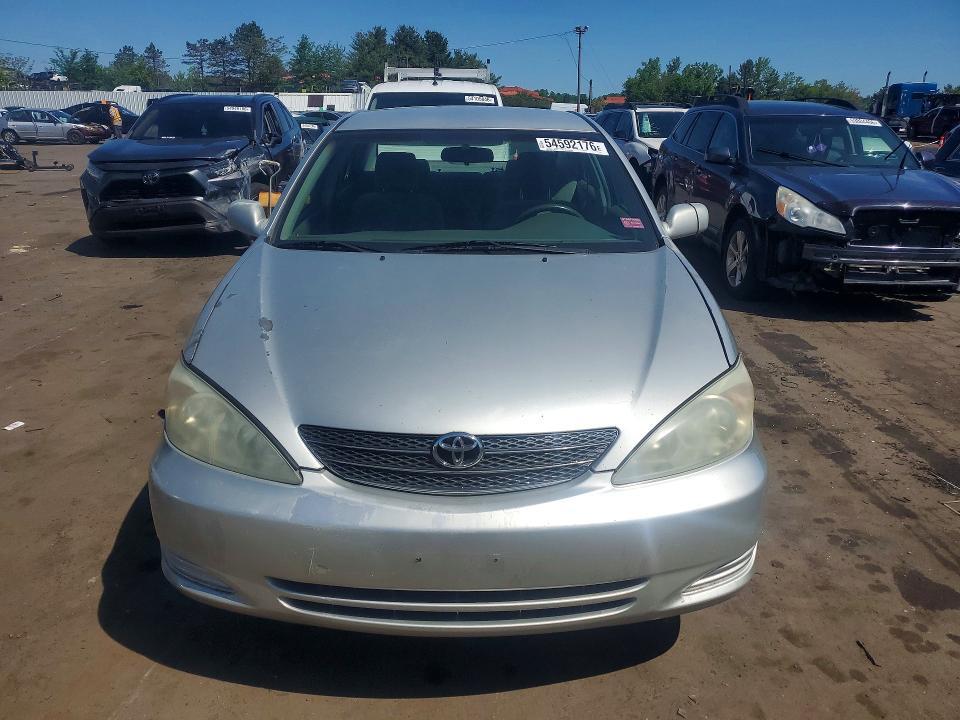 2002 Toyota Camry le