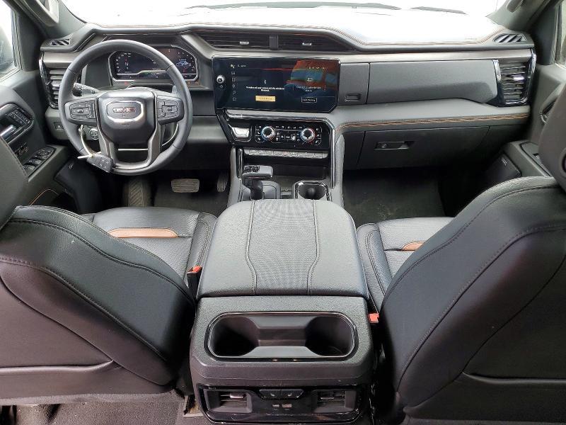 2024 GMC Sierra K1500 AT4