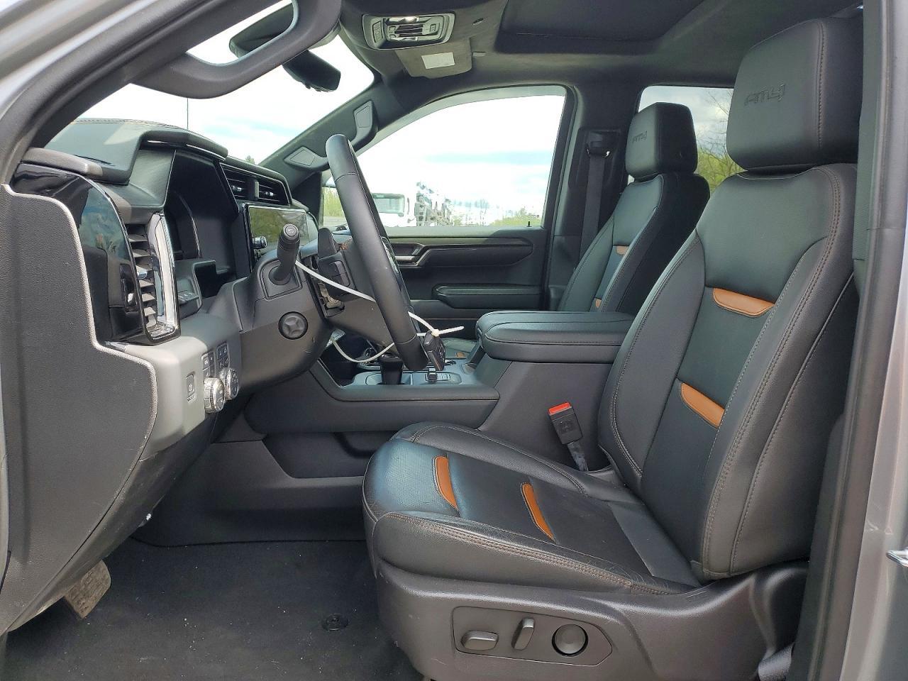 2024 GMC Sierra K1500 AT4
