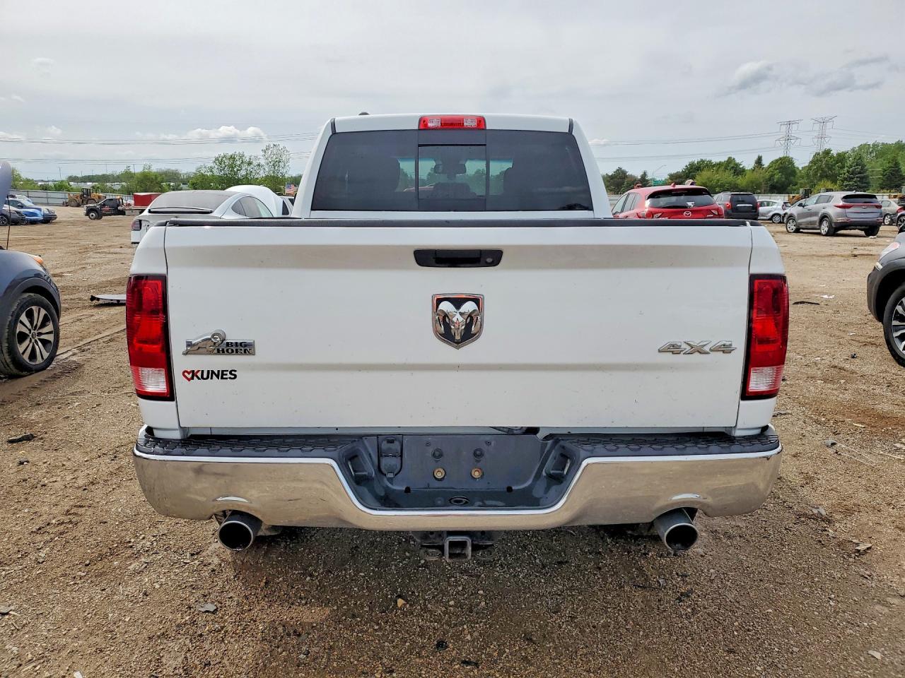2015 Dodge RAM 1500 SLT