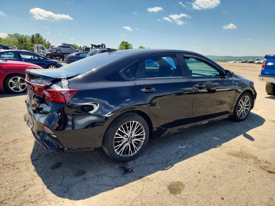 2022 KIA Forte gt Line