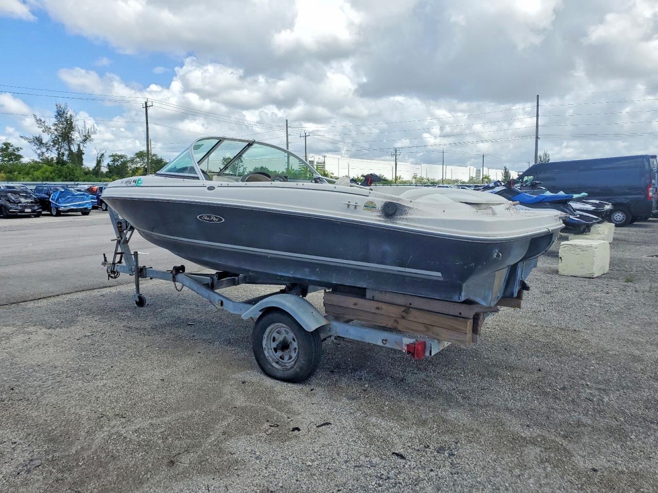 2007 Sea Ray Boat-Boat