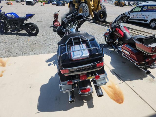 2010 Harley-Davidson Flhtcu