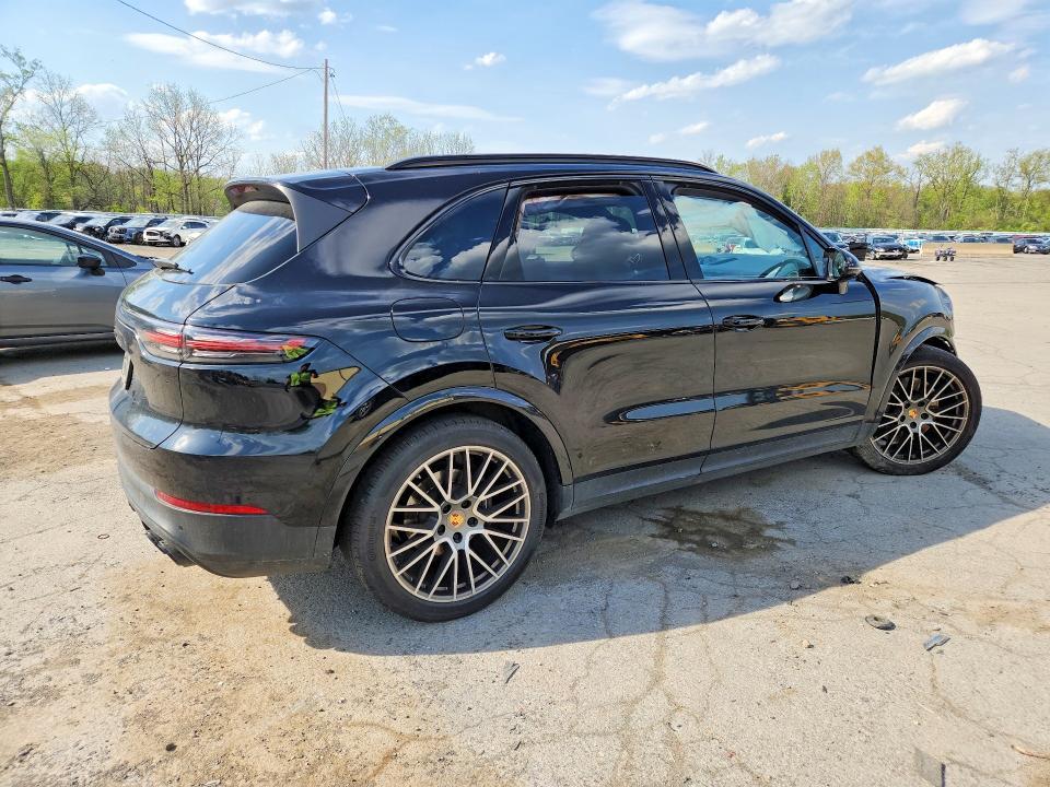2023 Porsche Cayenne Base