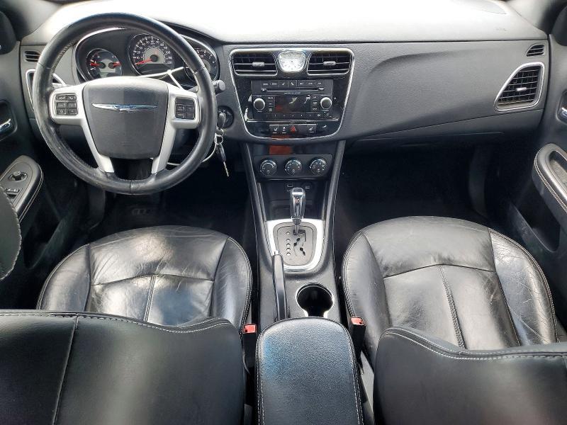 2013 Chrysler 200 Limited