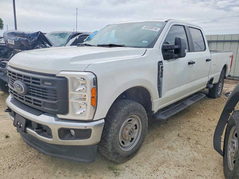 2023 Ford F350 Super Duty