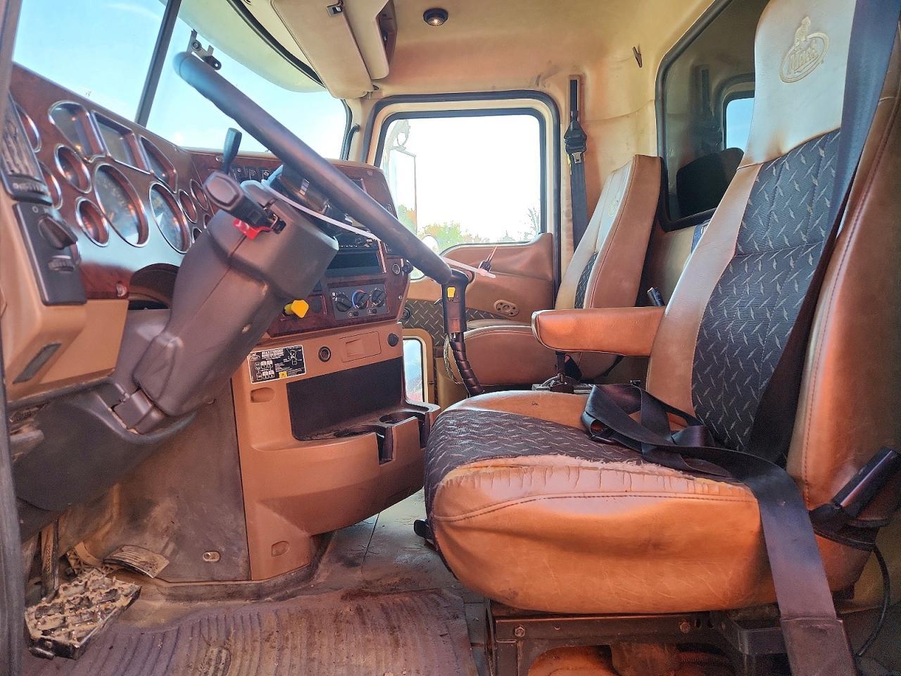 2018 Mack Granite Dump Truck