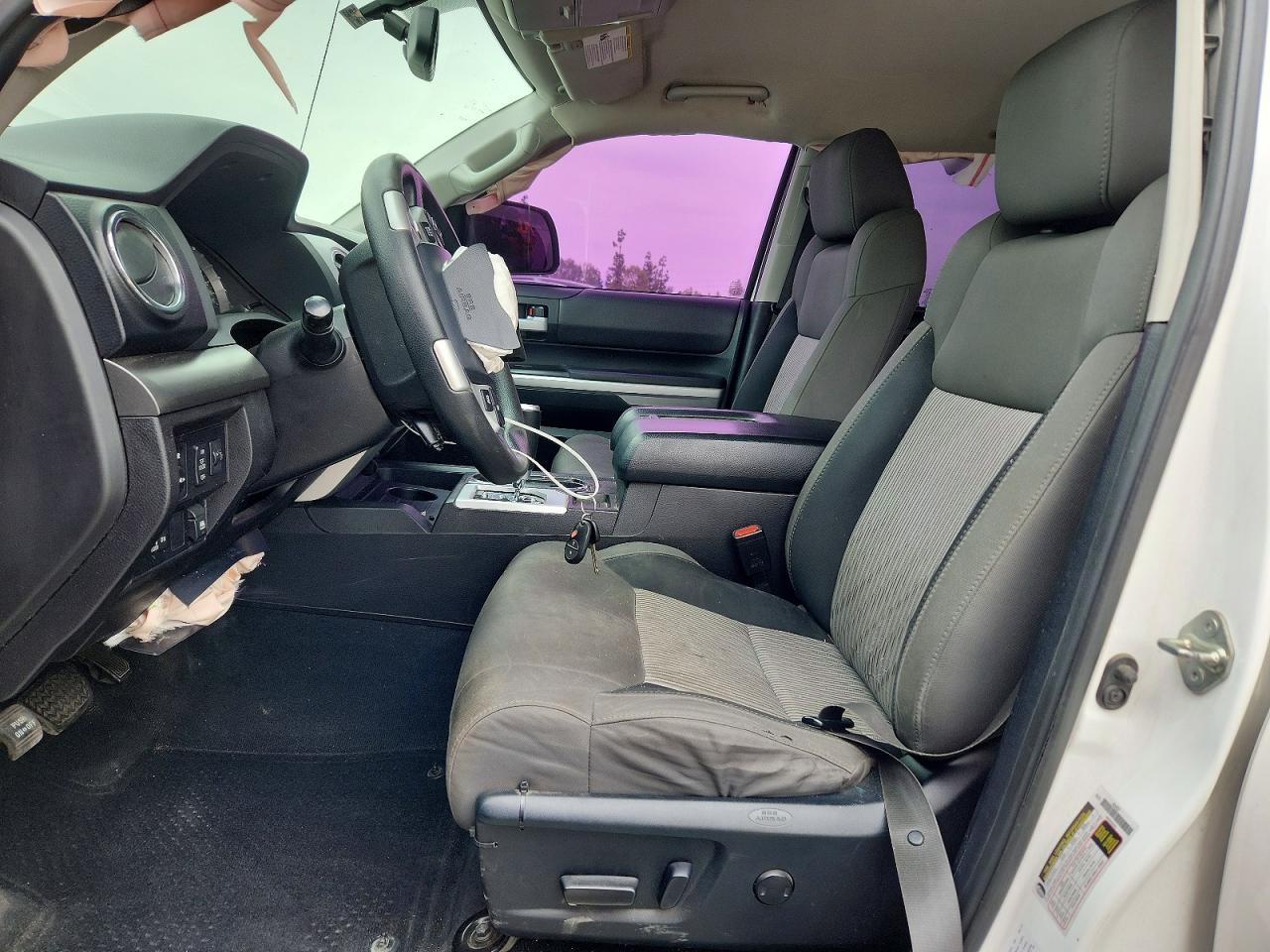 2015 Toyota Tundra SR5