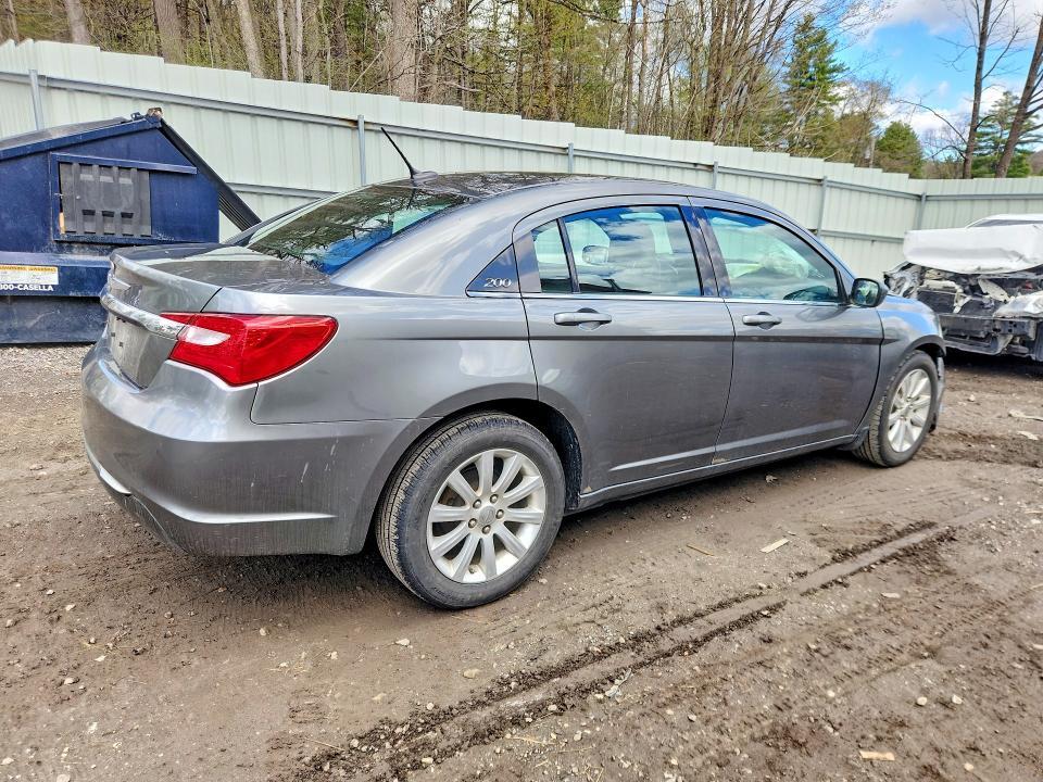 2012 Chrysler 200 Touring