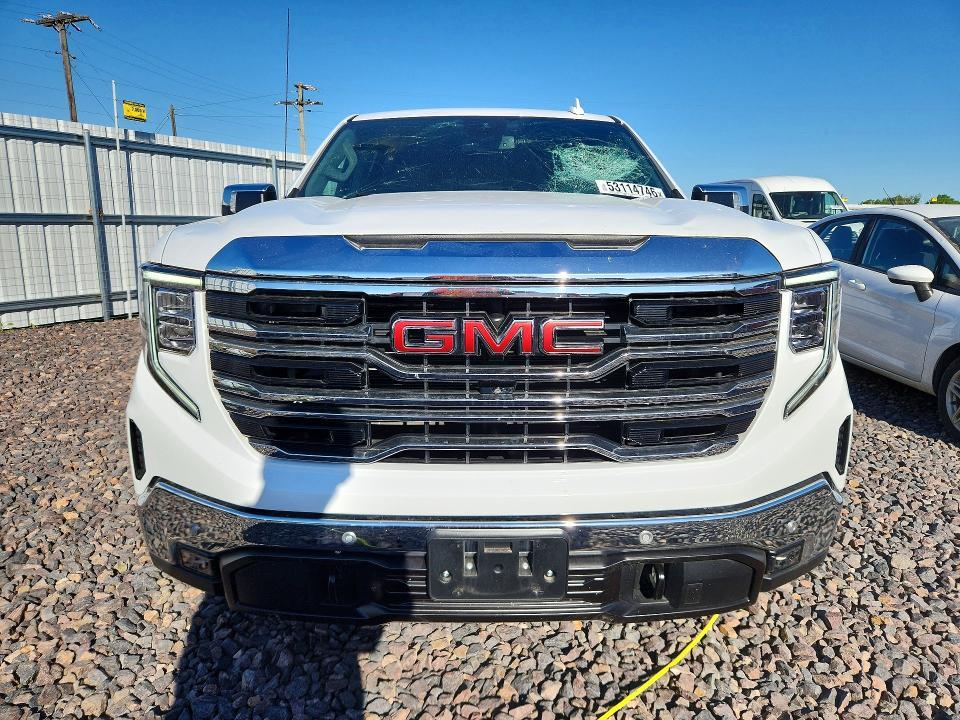 2023 GMC Sierra K1500 SLT