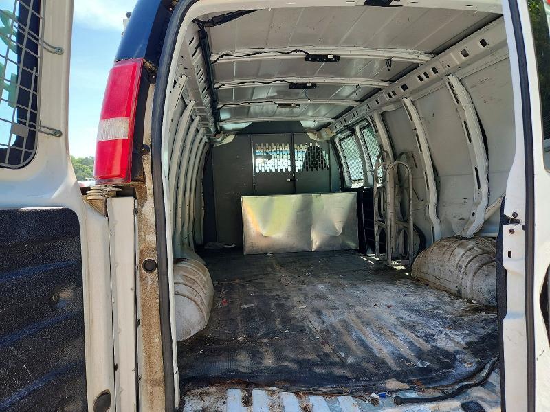2017 Chevrolet Express 3500 Cargo Delivery Van