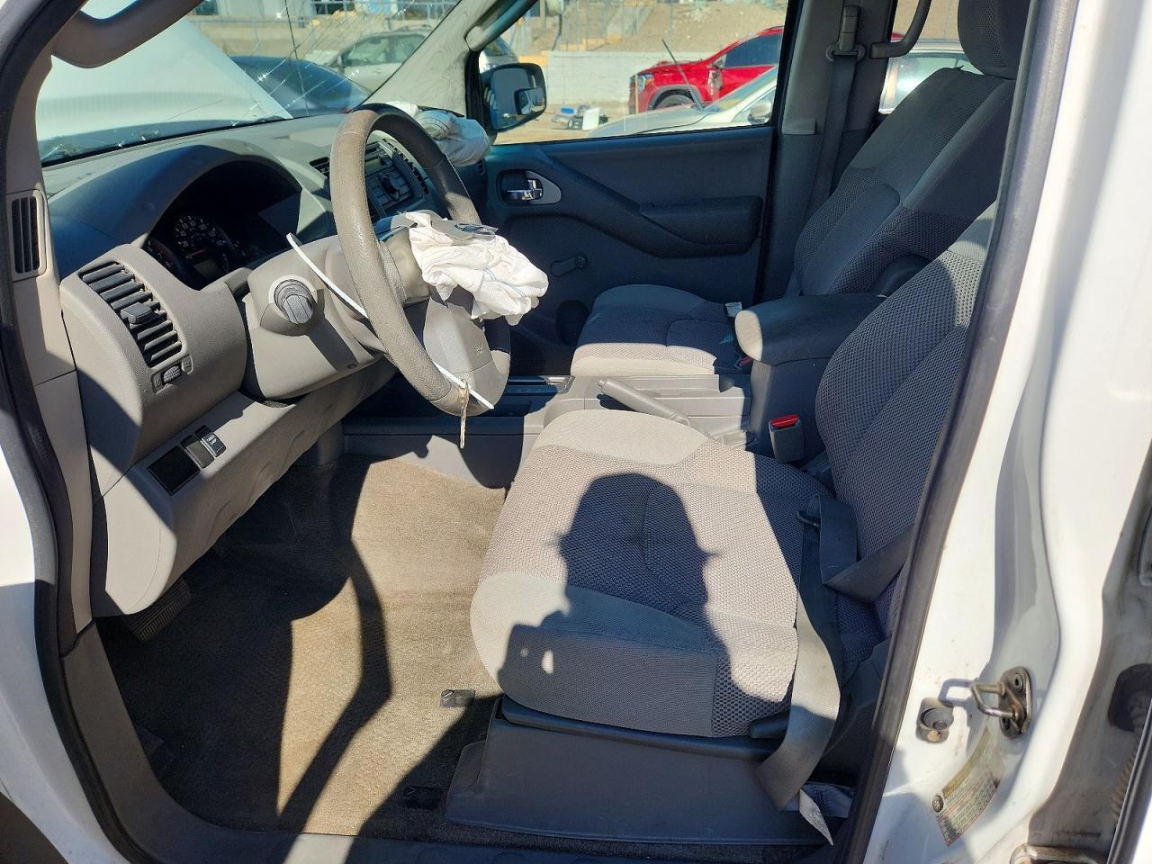 2011 Nissan Frontier S