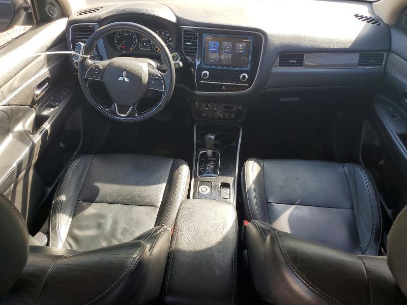 2020 Mitsubishi Outlander se