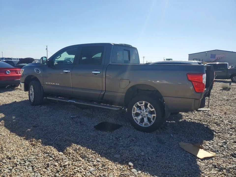 2016 Nissan Titan XD SV
