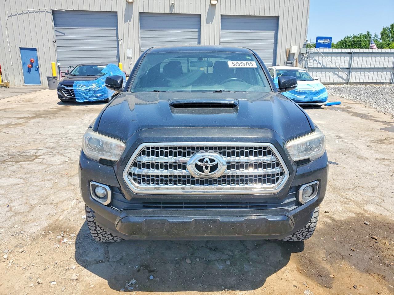 2017 Toyota Tacoma TRD Sport
