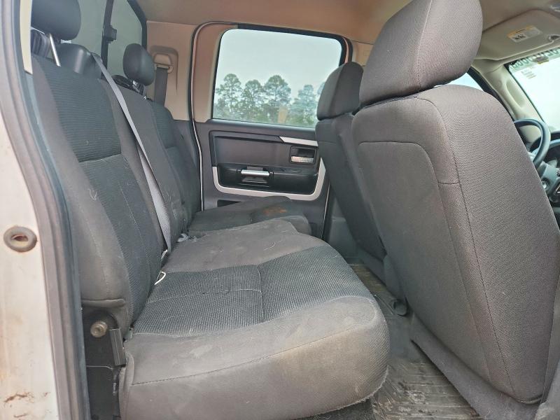 2008 Mitsubishi Raider LS