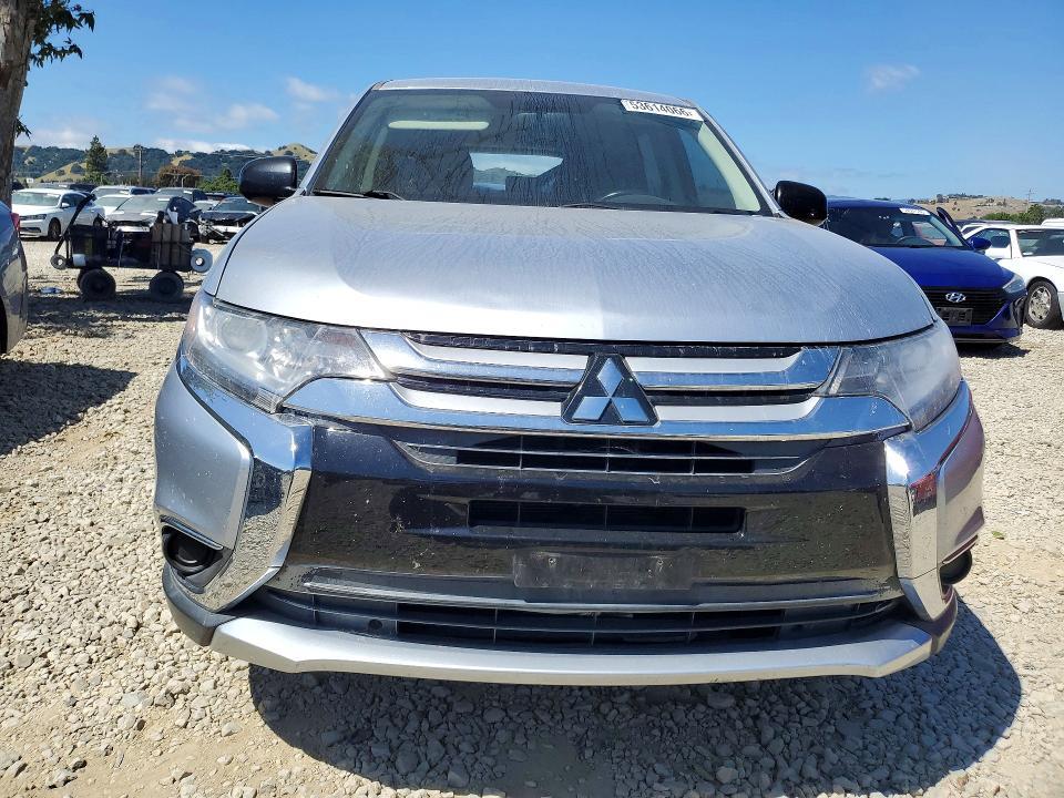 2016 Mitsubishi Outlander es
