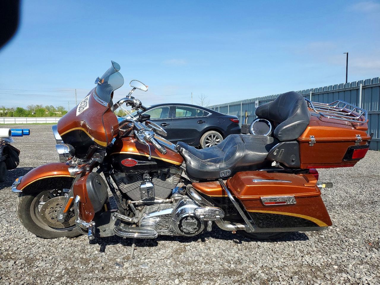 2008 Harley-Davidson FLHTCUSE3 105TH Anniversary Edition