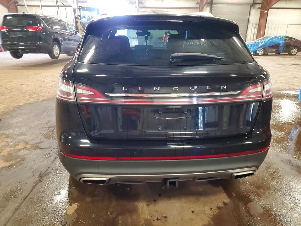 2021 Lincoln Nautilus Reserve