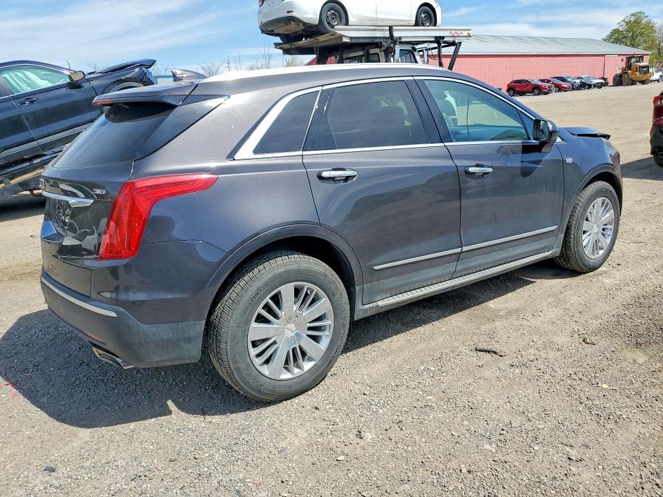 2017 Cadillac XT5