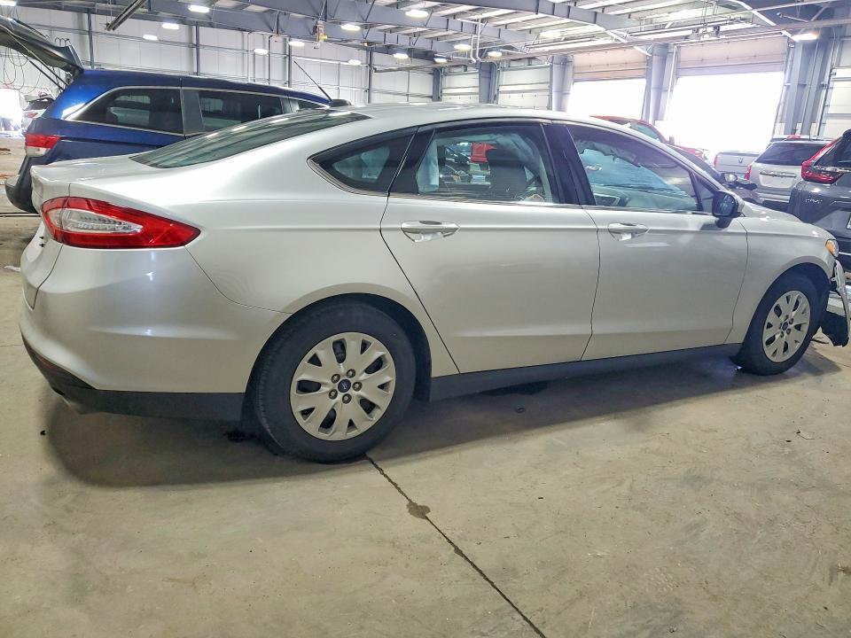 2013 Ford Fusion s