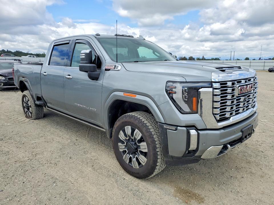 2024 GMC Sierra K3500 Denali