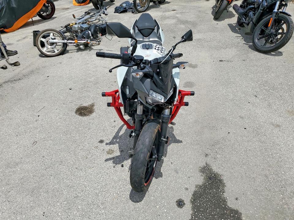 2023 Kawasaki ER400 D