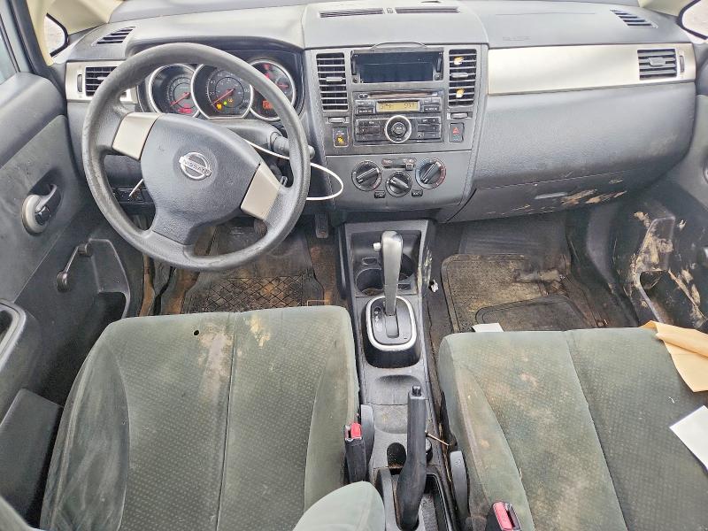 2010 Nissan Versa 1.8 s