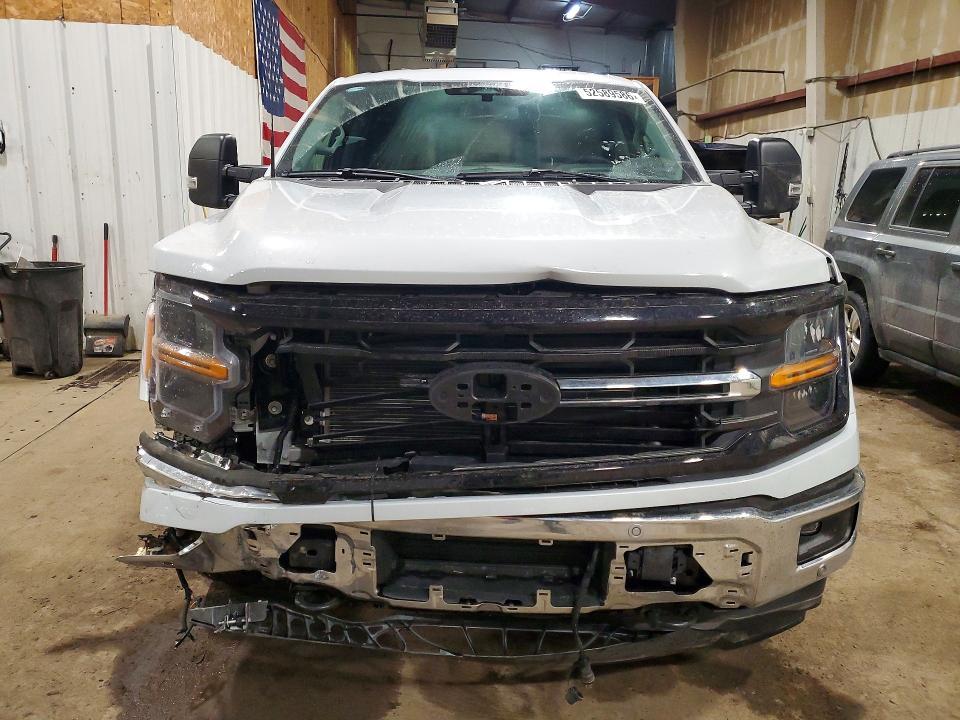 2025 Ford F150 XLT