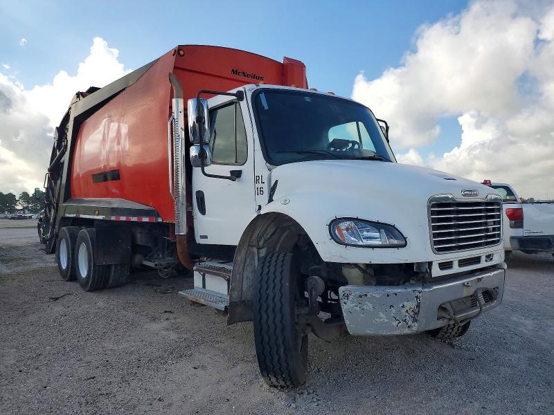 2010 Freightliner Business Class M2 Refuse Truck