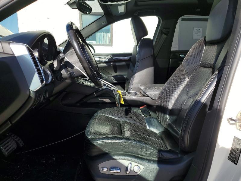 2011 Porsche Cayenne s