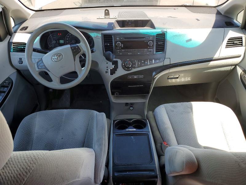 2014 Toyota Sienna le